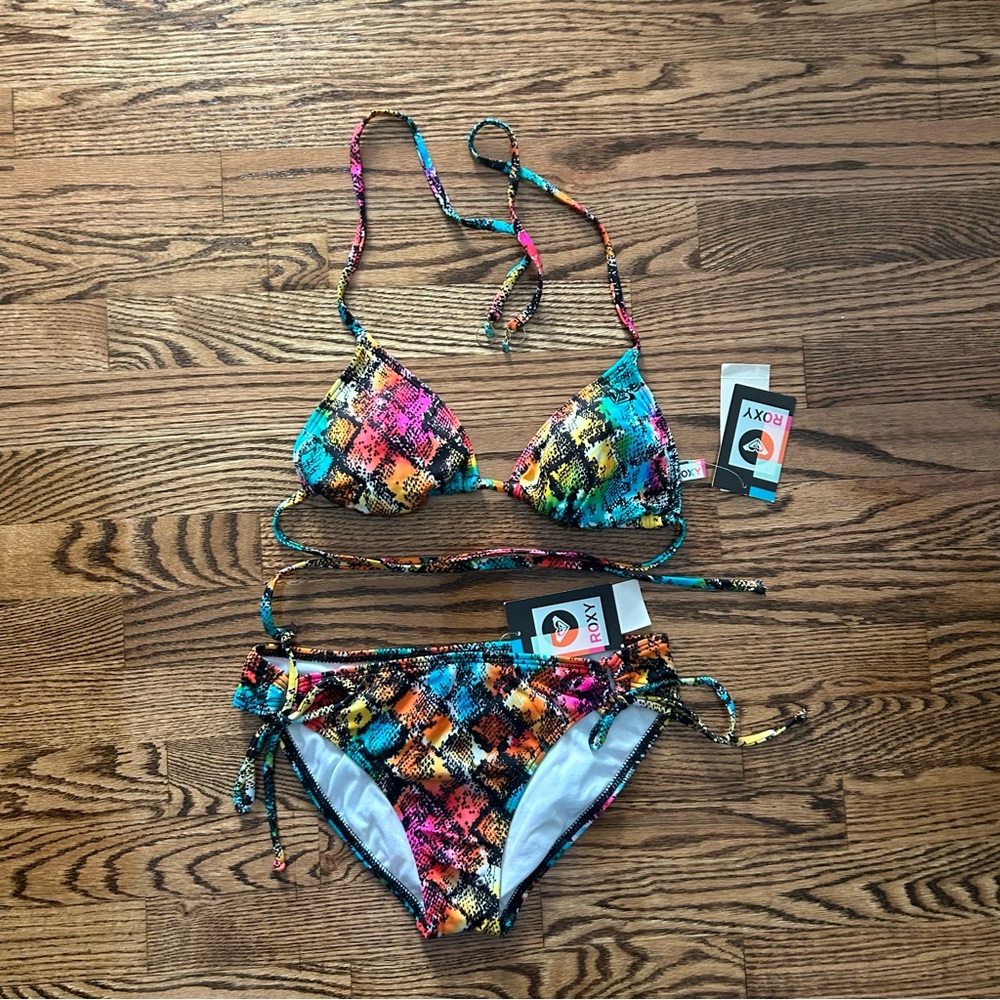 Roxy NWT size medium multicolor snake print slide triangle string ties bikini